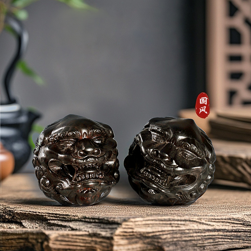 Chinese Black Sandalwood Carve - огляд і ціна Art Craft Lion