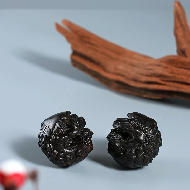 Chinese Black Sandalwood Carve - огляд і ціна Art Craft Lion