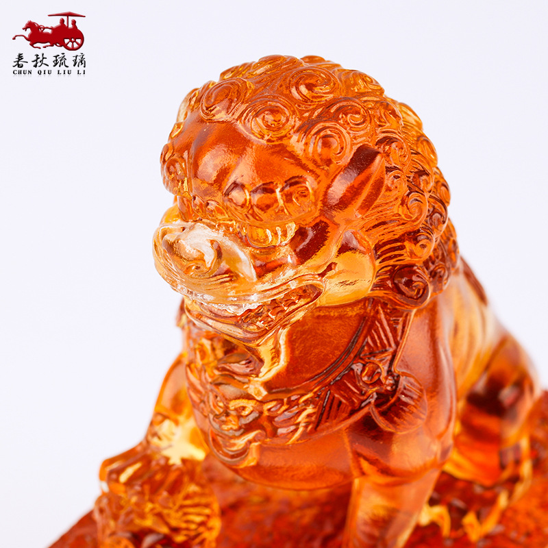 Coloured glaze lion seal ornam - огляд і ціна Art Craft Lion